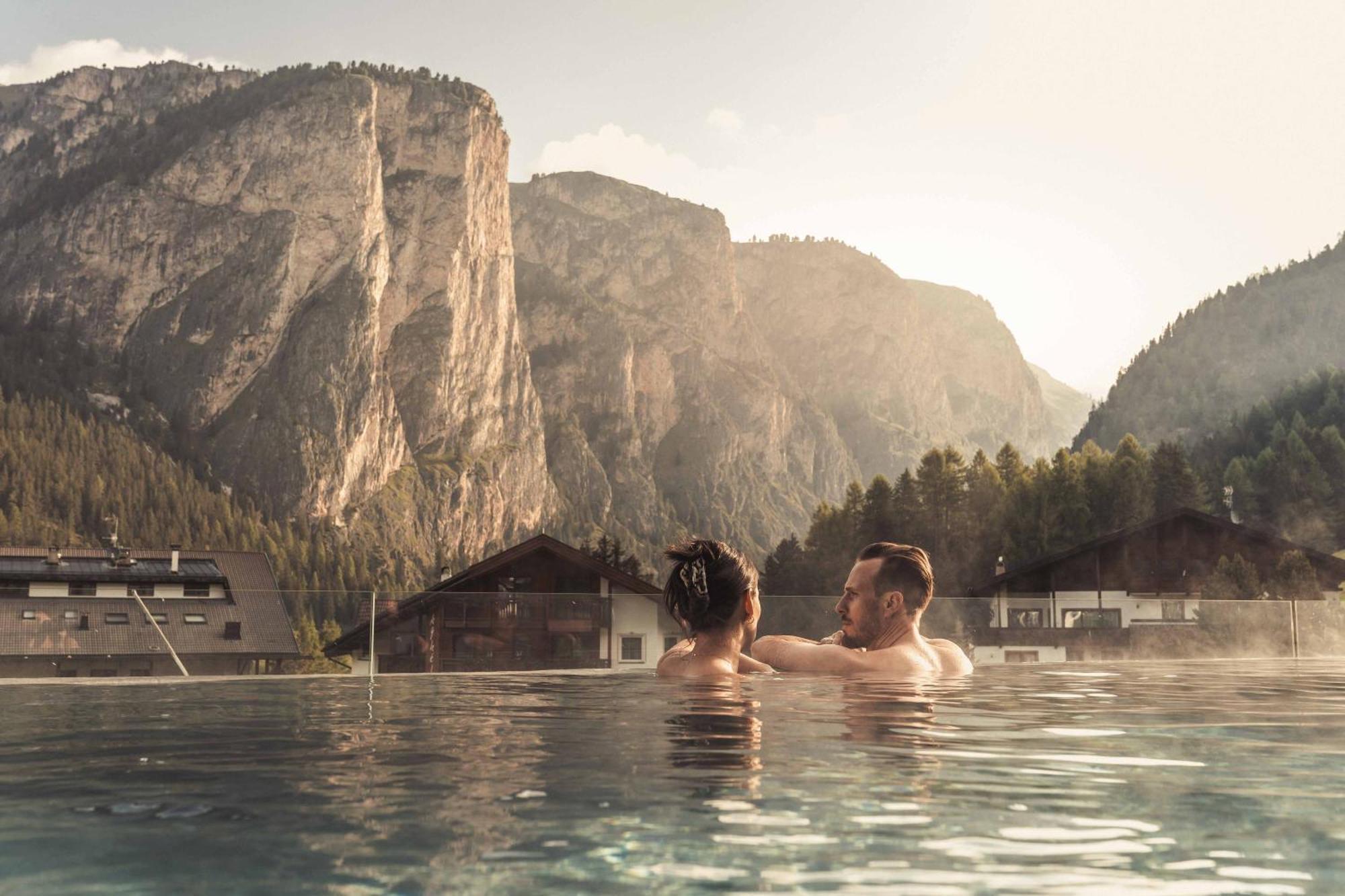 Hotel Continental Dolomites Selva di Val Gardena Eksteriør bilde
